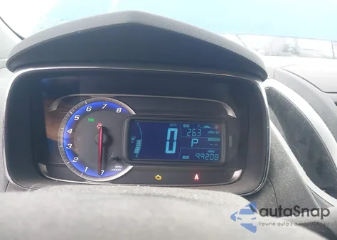 2015 Chevrolet Trax 1Ls z USA, uszkodzony, nr VIN KL7CJKSB9FB174745